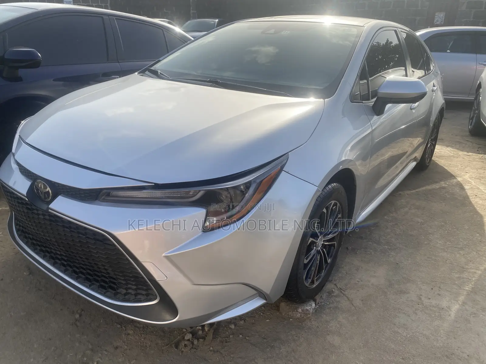 Toyota Corolla LE 2021 Silver
