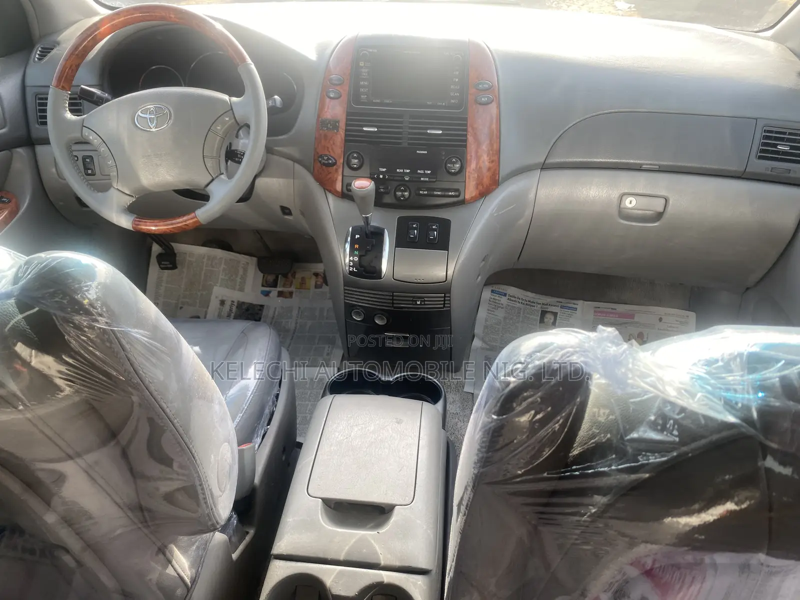 Toyota Sienna XLE Limited AWD 2006 Red