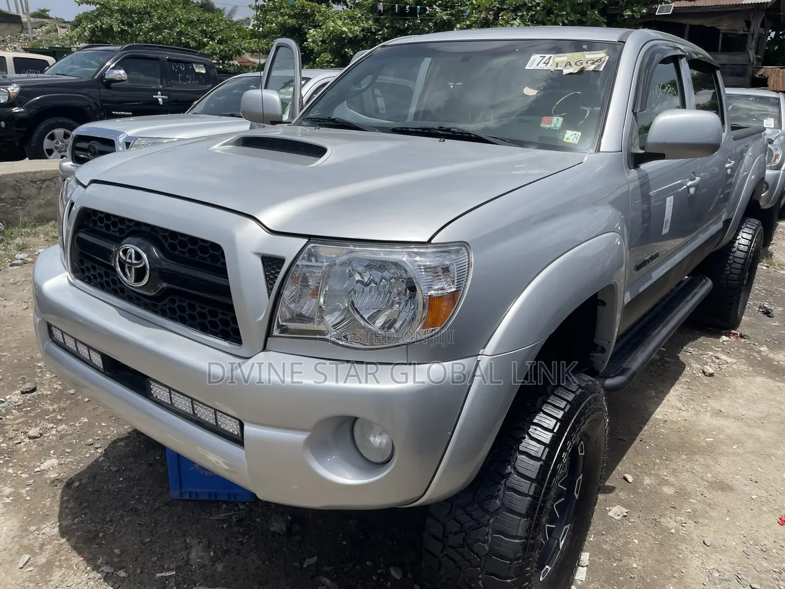 Toyota Tacoma Double Cab V6 Automatic 2012 Silver