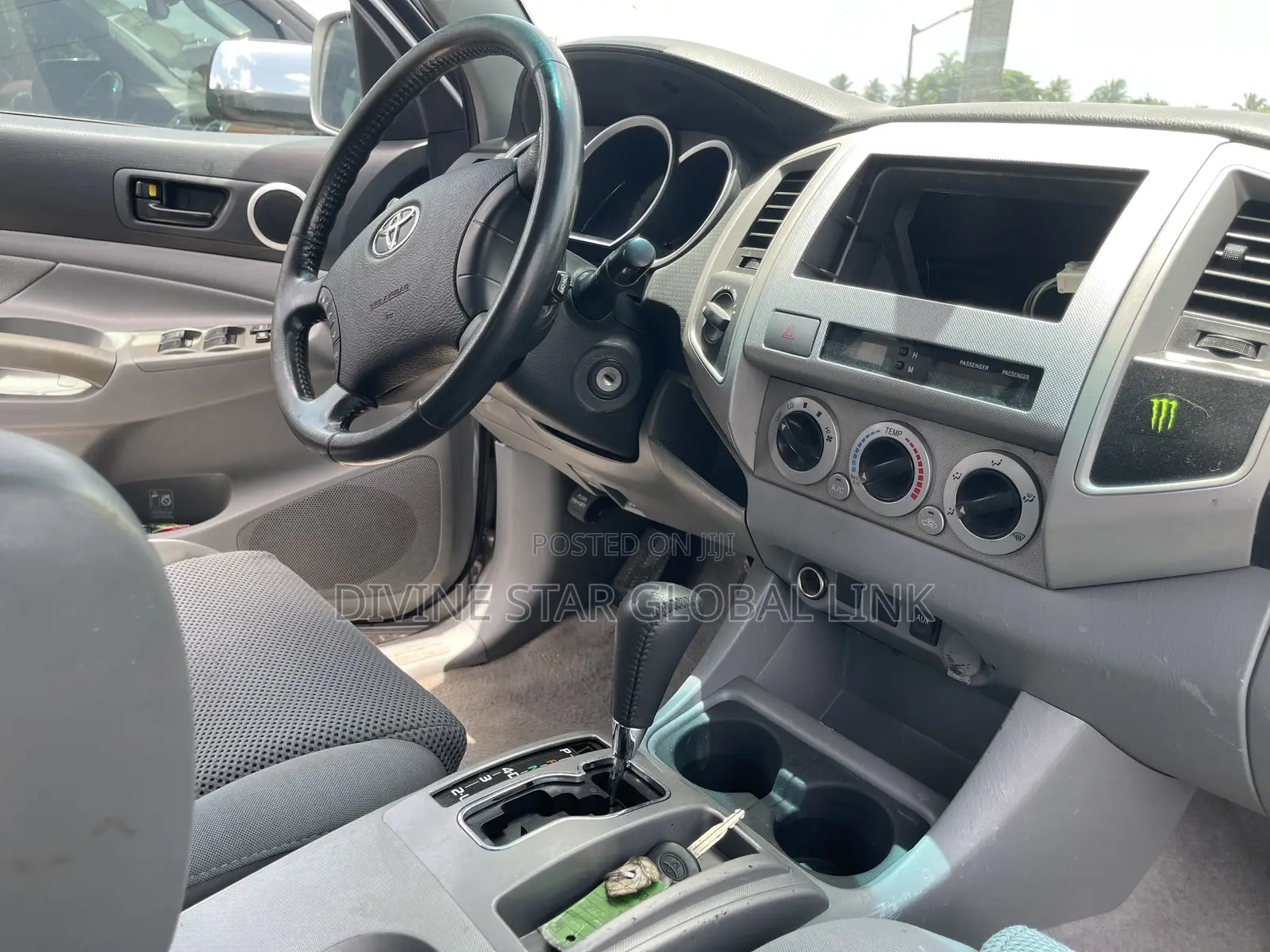 Toyota Tacoma Double Cab V6 Automatic 2012 Silver