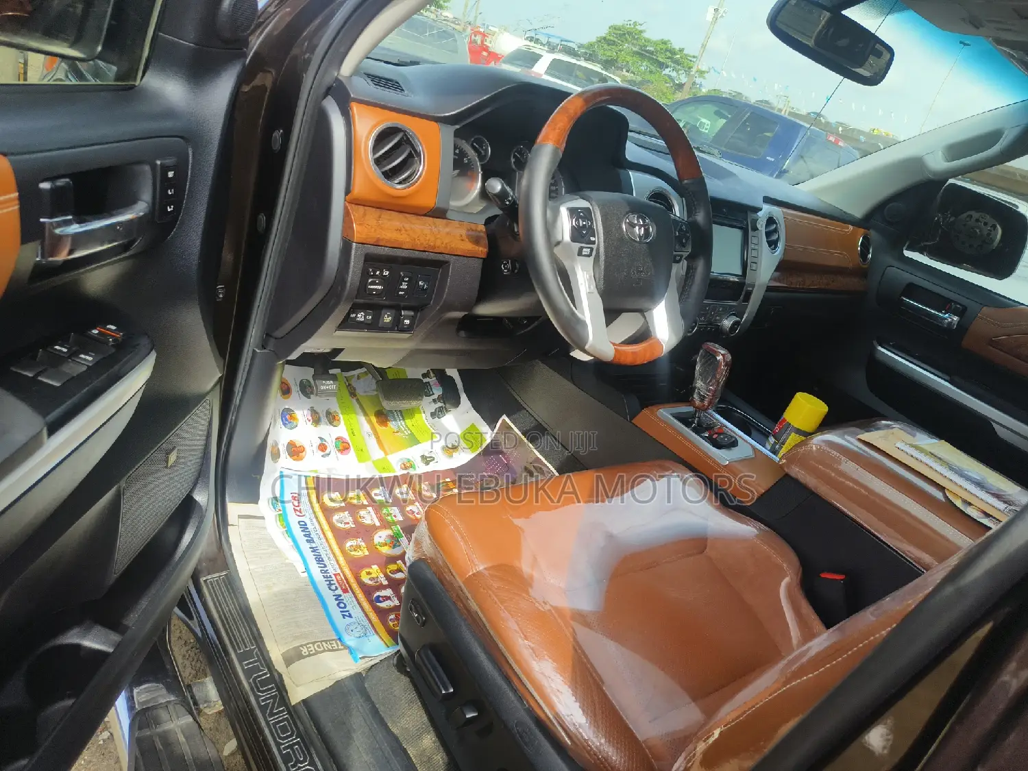 Toyota Tundra 2018 Burgundy