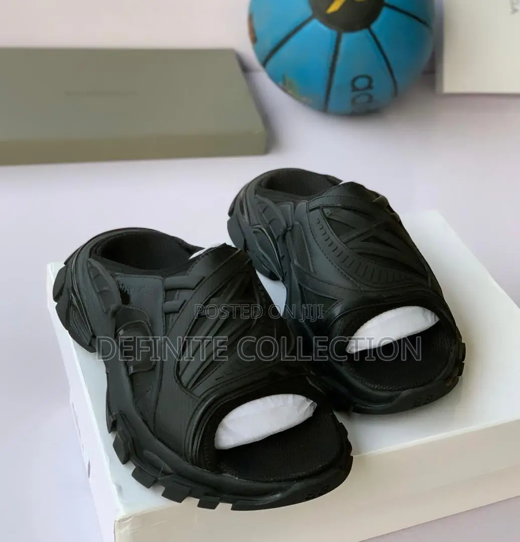 BALENCIAGA Luxury Slides