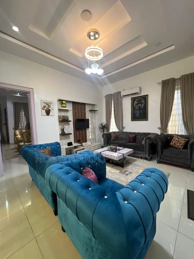 4bdrm Duplex in Lekki Lagos for sale