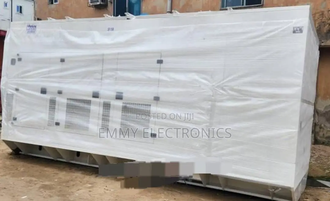 《》1000kva Perkins Diesel Soundproof Generator 100% Copper