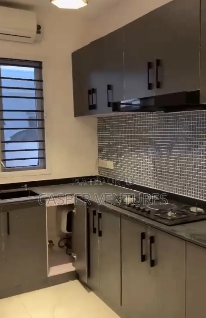 1bdrm Shared Apartment in Orchid, Lekki Phase 2 for rent