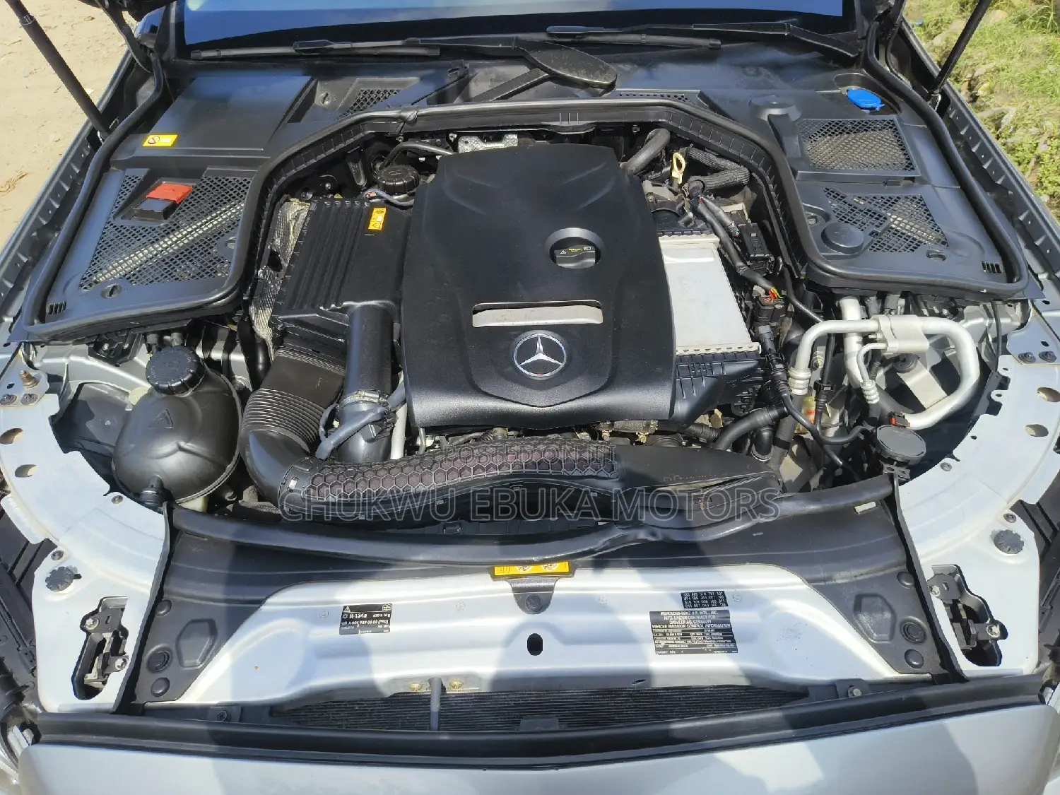 Mercedes-Benz C300 2016 Gray