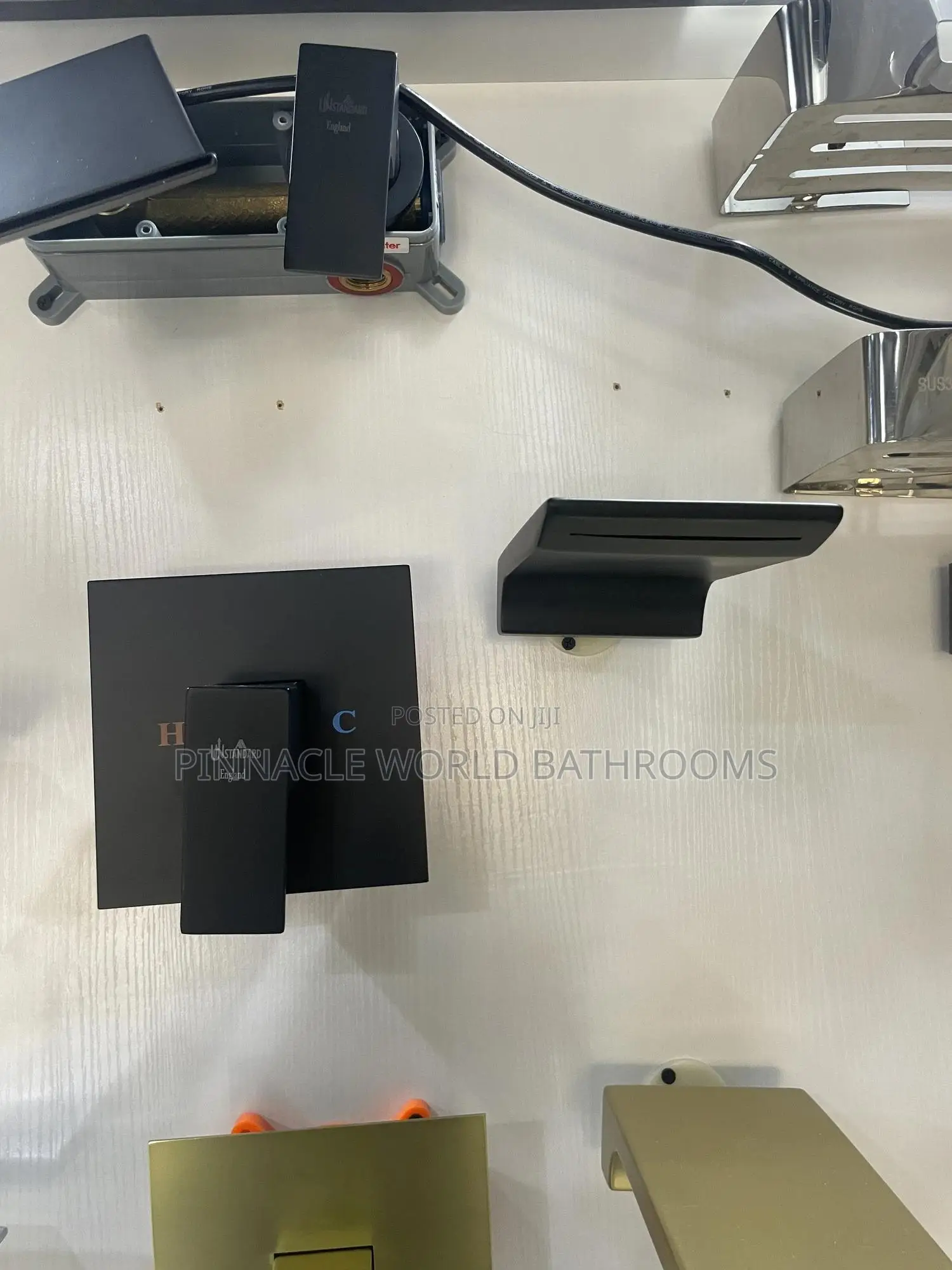 High Quality Matt Black Basin Mixer With Warranty