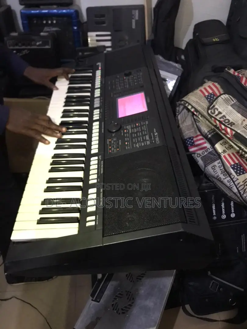 Direct Uk Used S750 Yamaha Keyboard