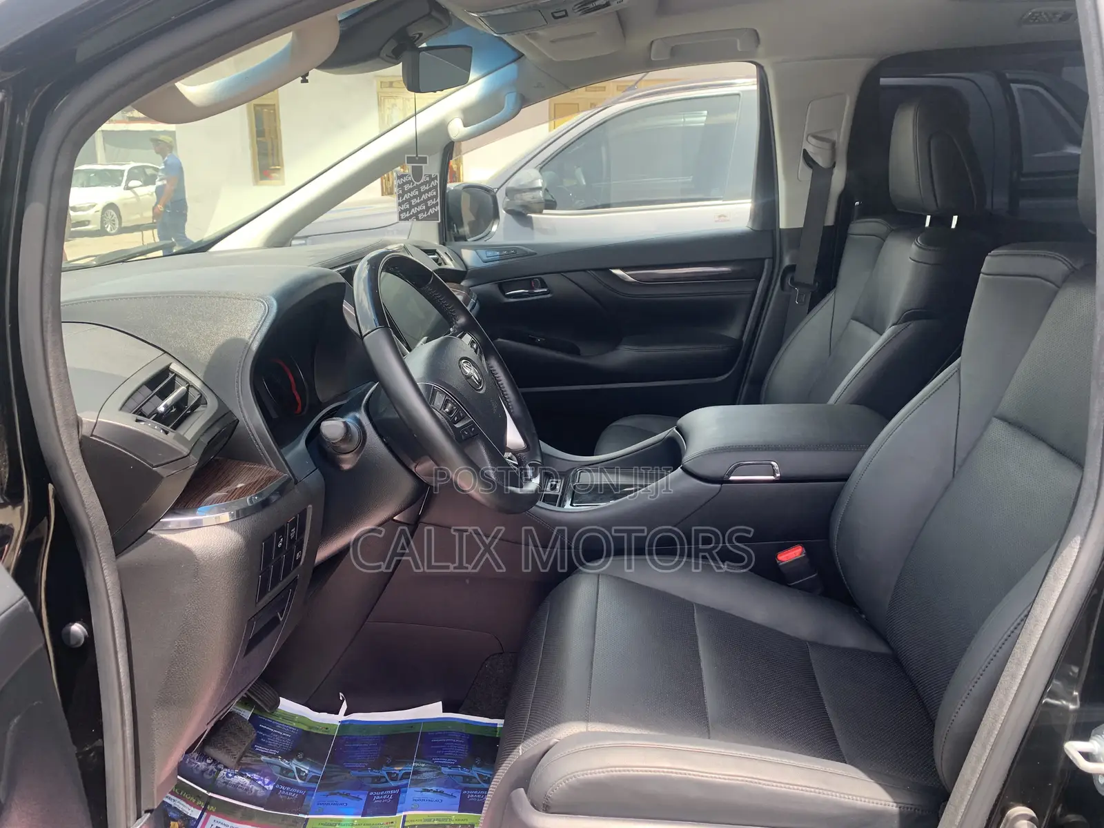 Toyota Granvia 2022 Black