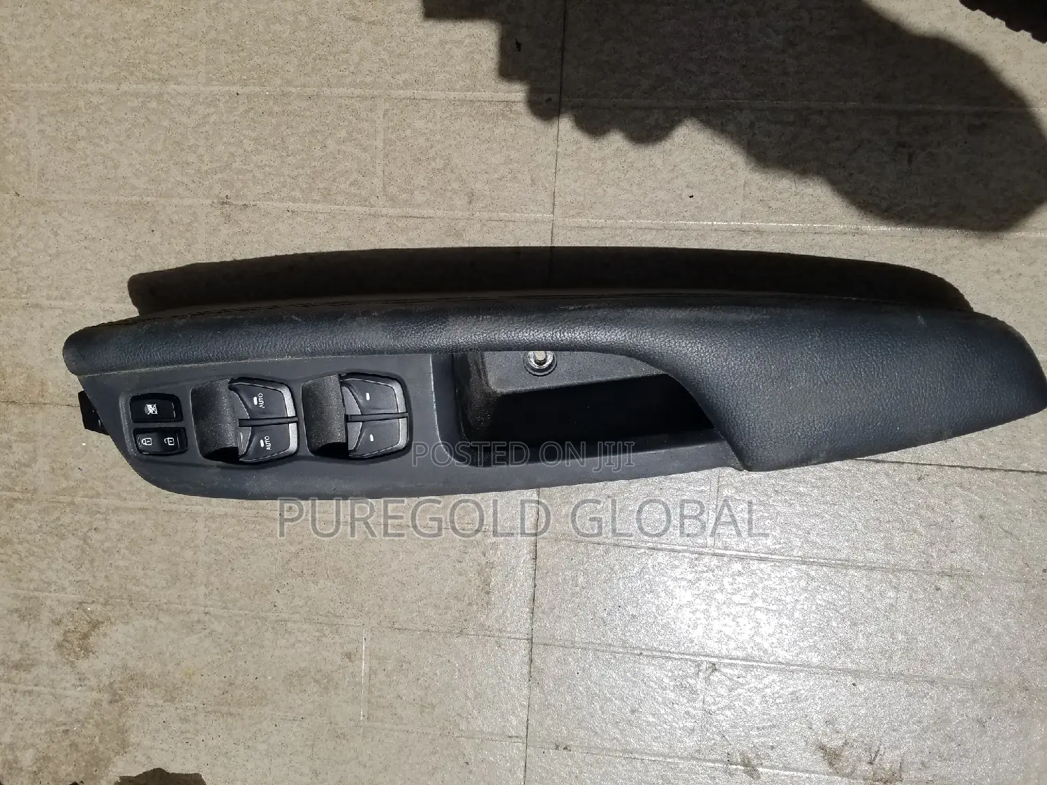 Hyundai Santafe 2012 and 2017 Glass Control Button