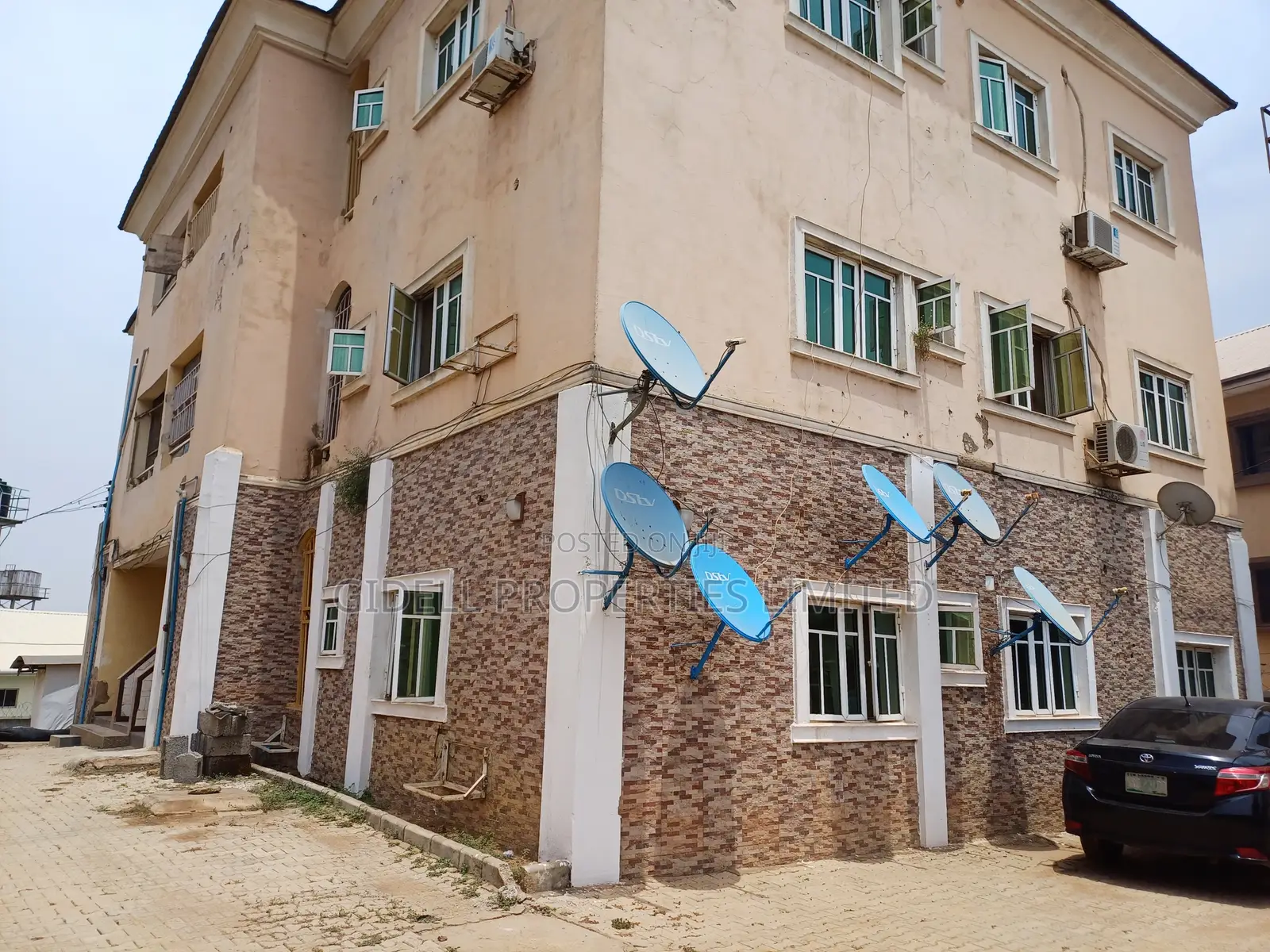 3bdrm Block of Flats in Mabushi for rent