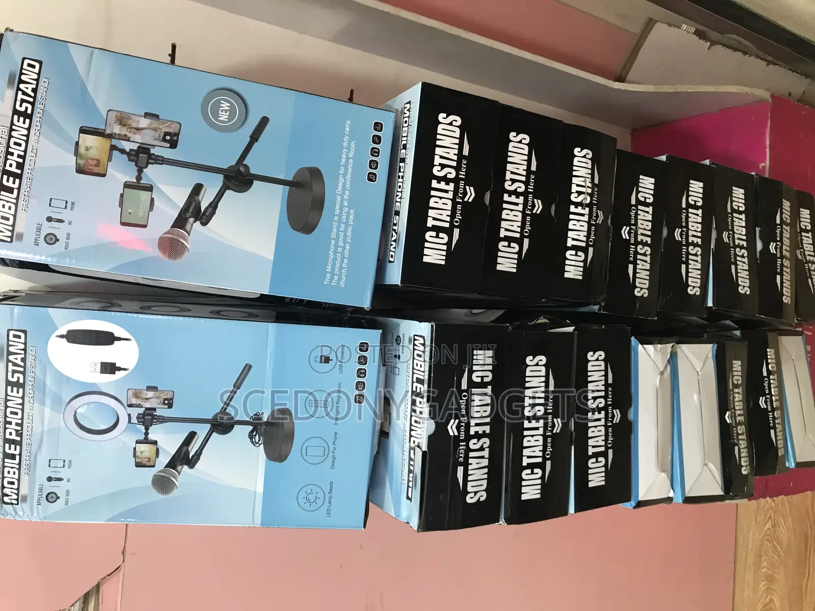 Live Voice Professional Mobile Phone Stand