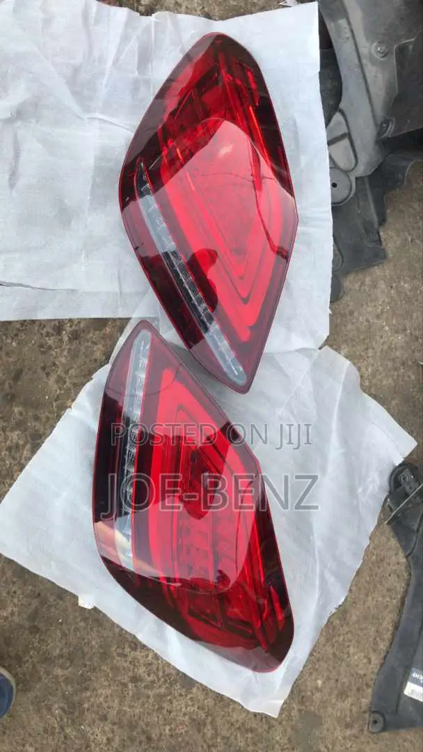 C300 2019 Complete Set of Back Light