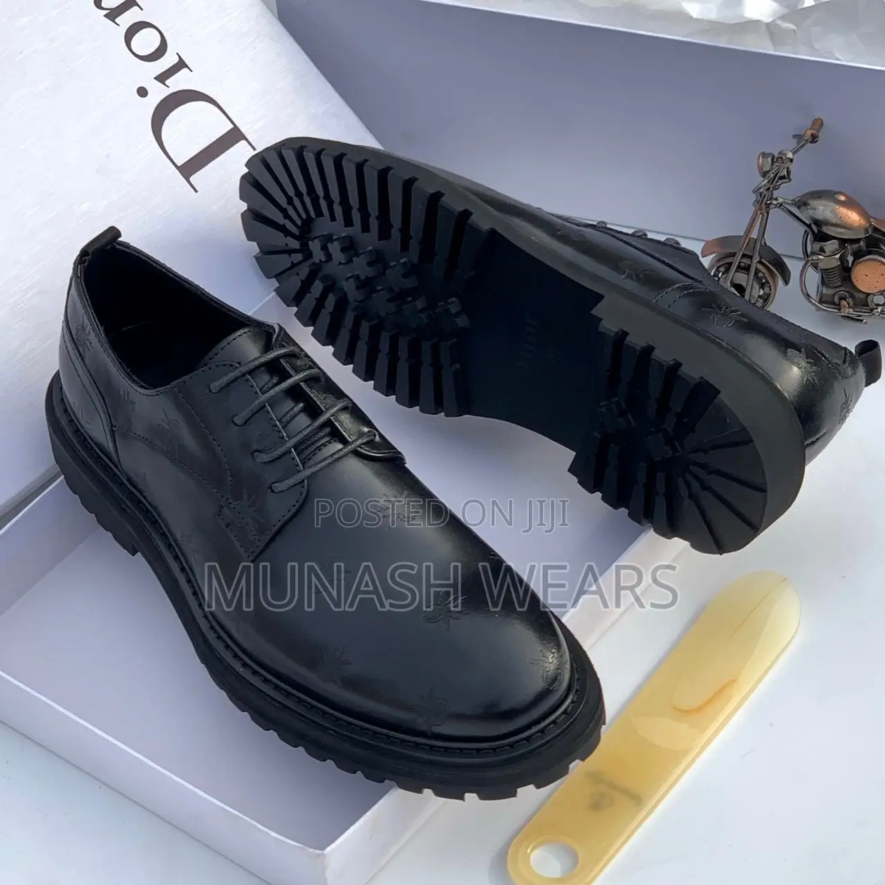 Luxury Dior Shoe