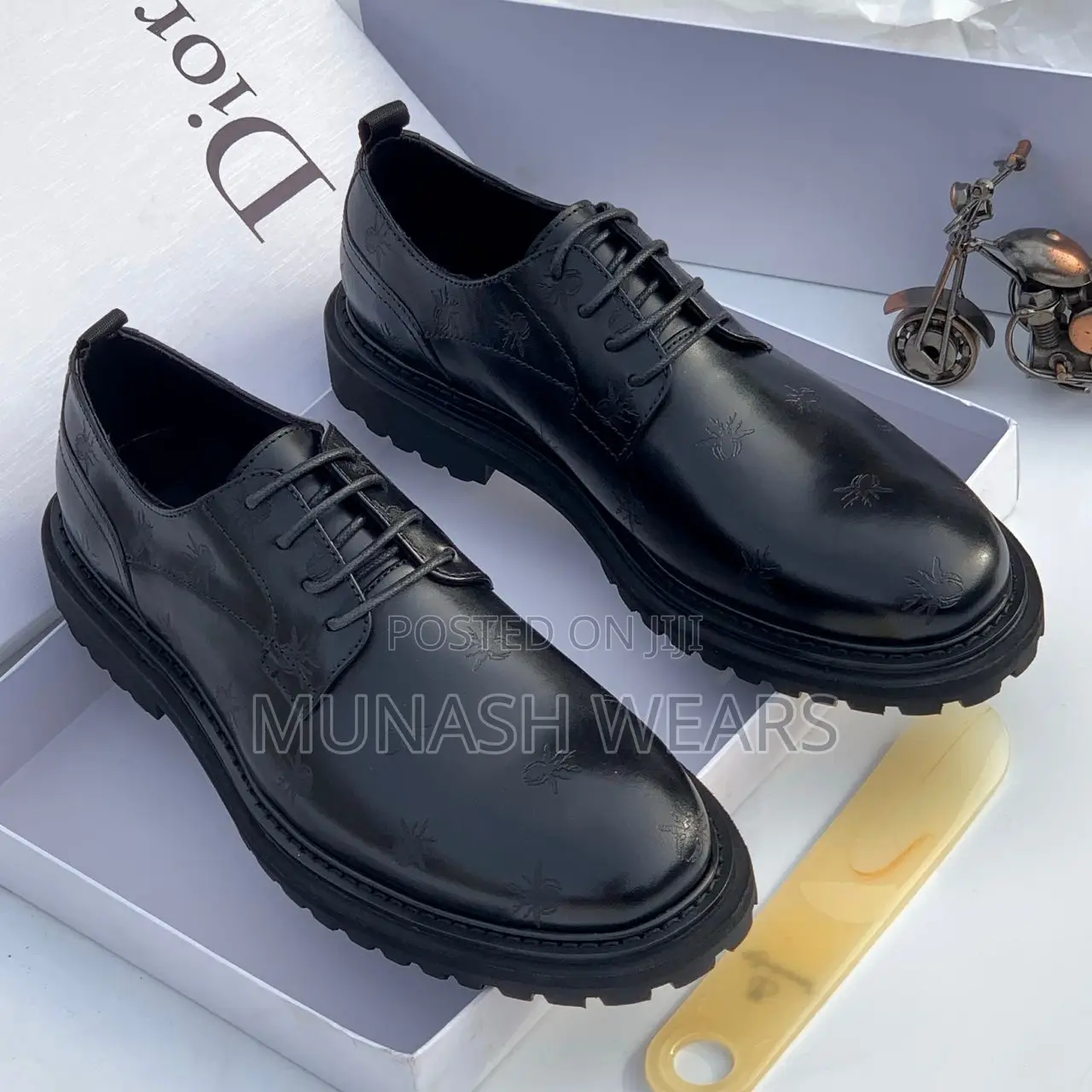 Luxury Dior Shoe