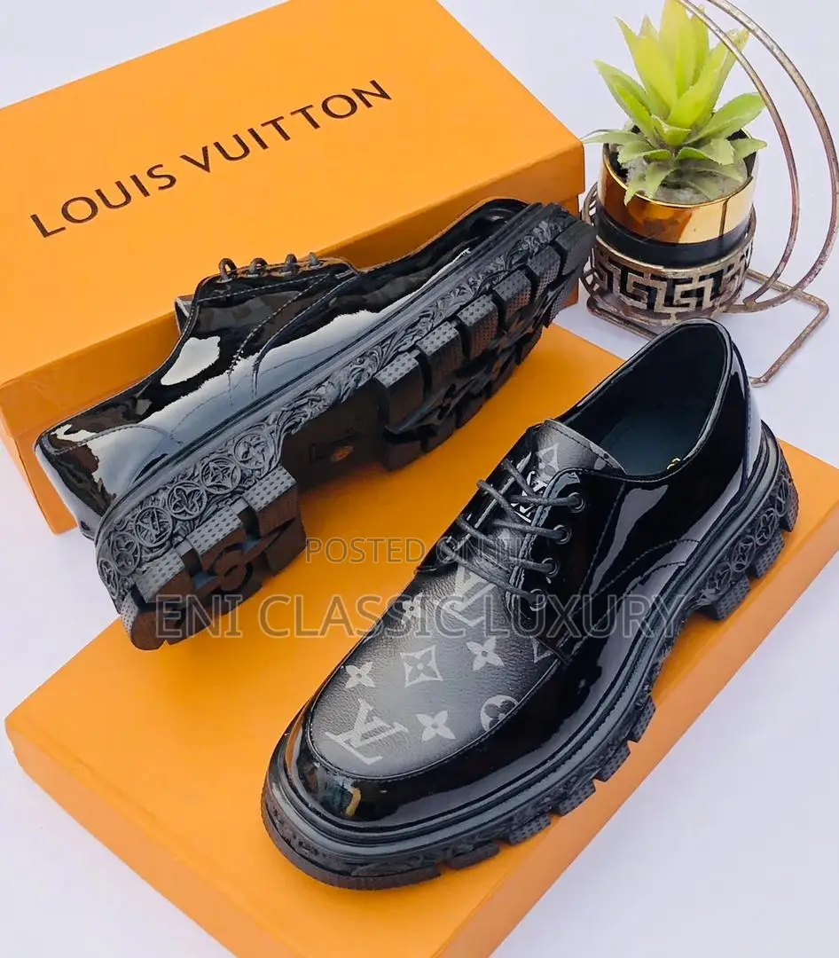 Classic Man's Luxury Outfits Louis Vuitton
