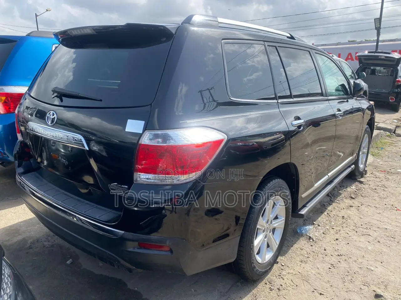 Toyota Highlander SE 2012 Black