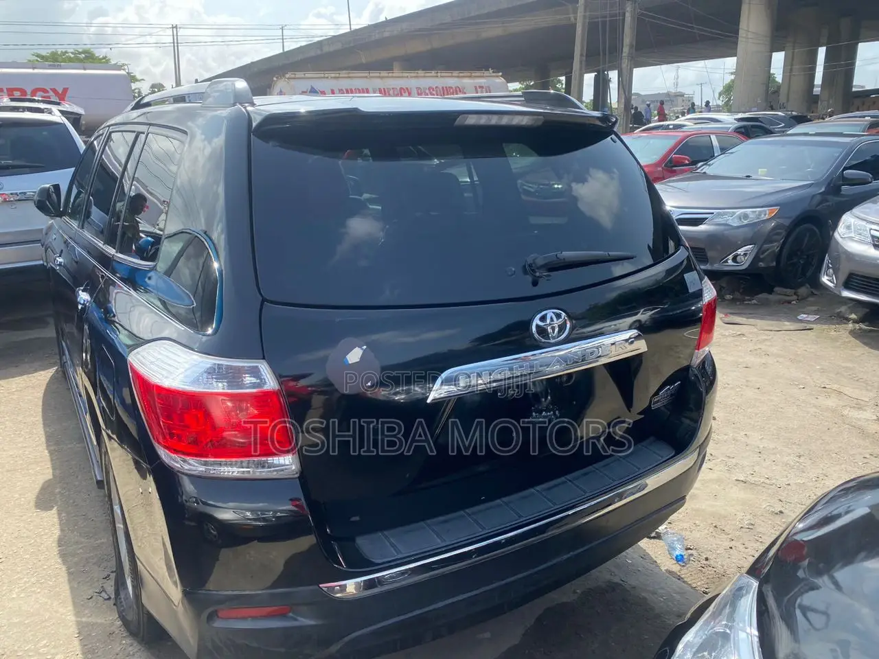 Toyota Highlander SE 2012 Black