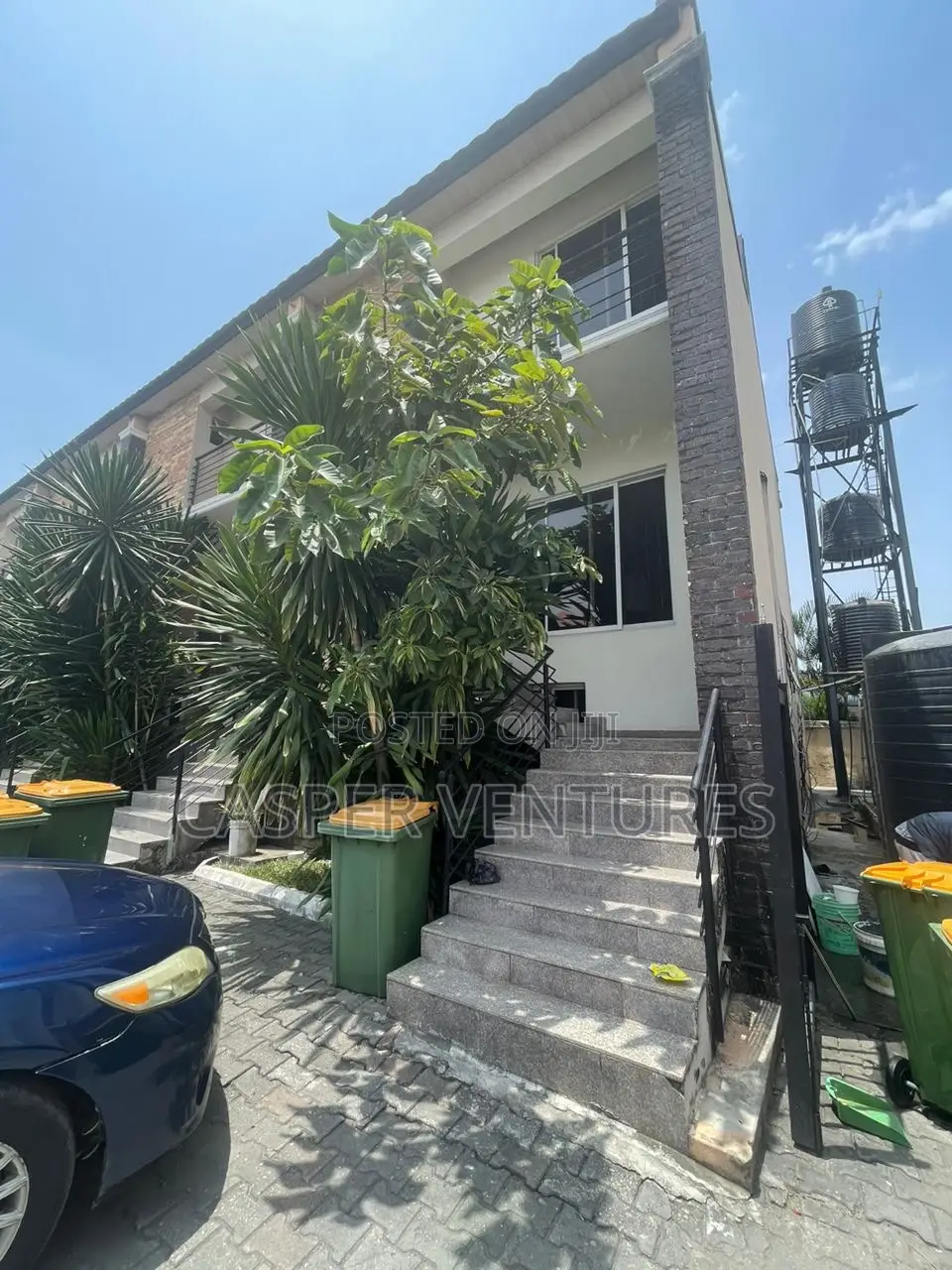 4bdrm Townhouse / Terrace in Osapa for rent