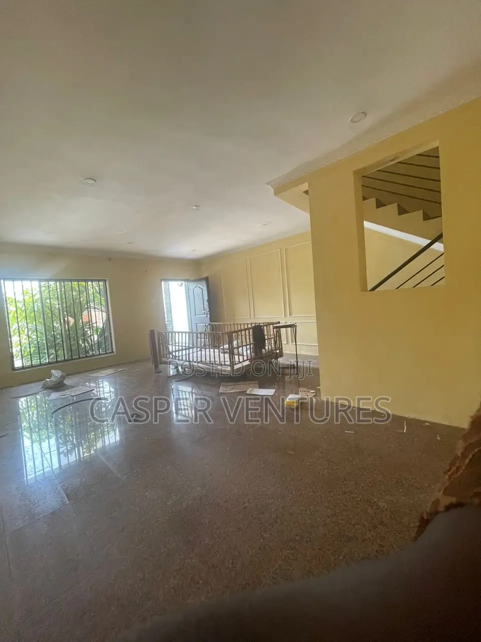 4bdrm Townhouse / Terrace in Osapa for rent