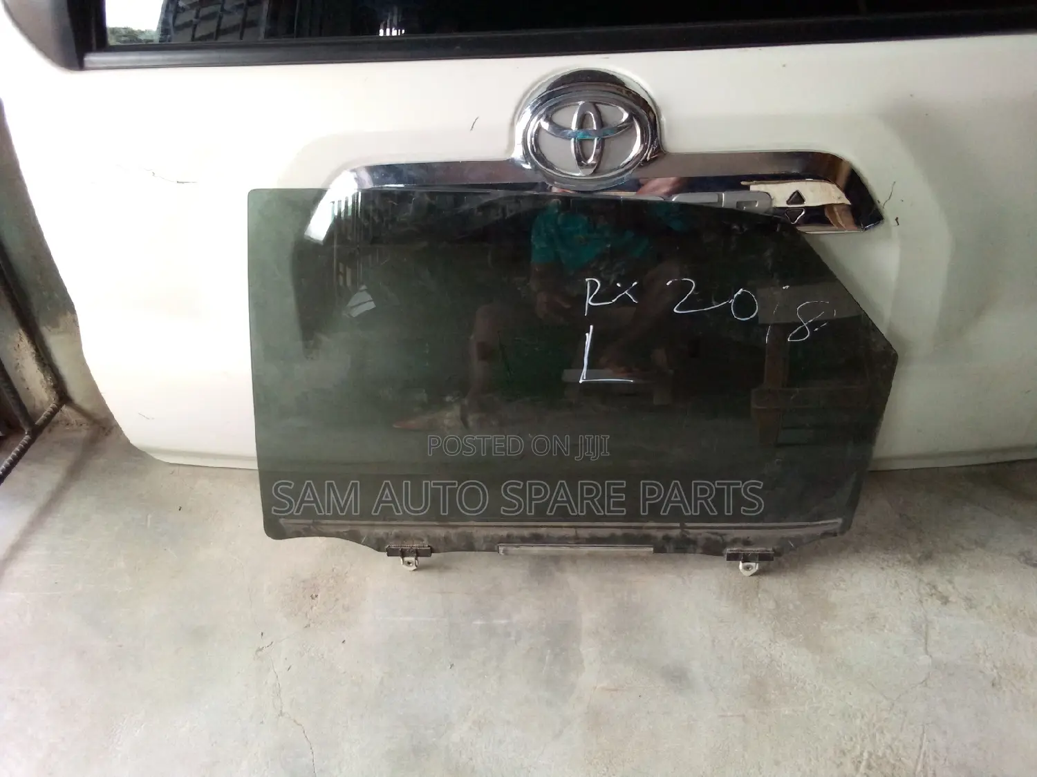 Lexus RX 350 Door Glass Back Left Side 2018 Model