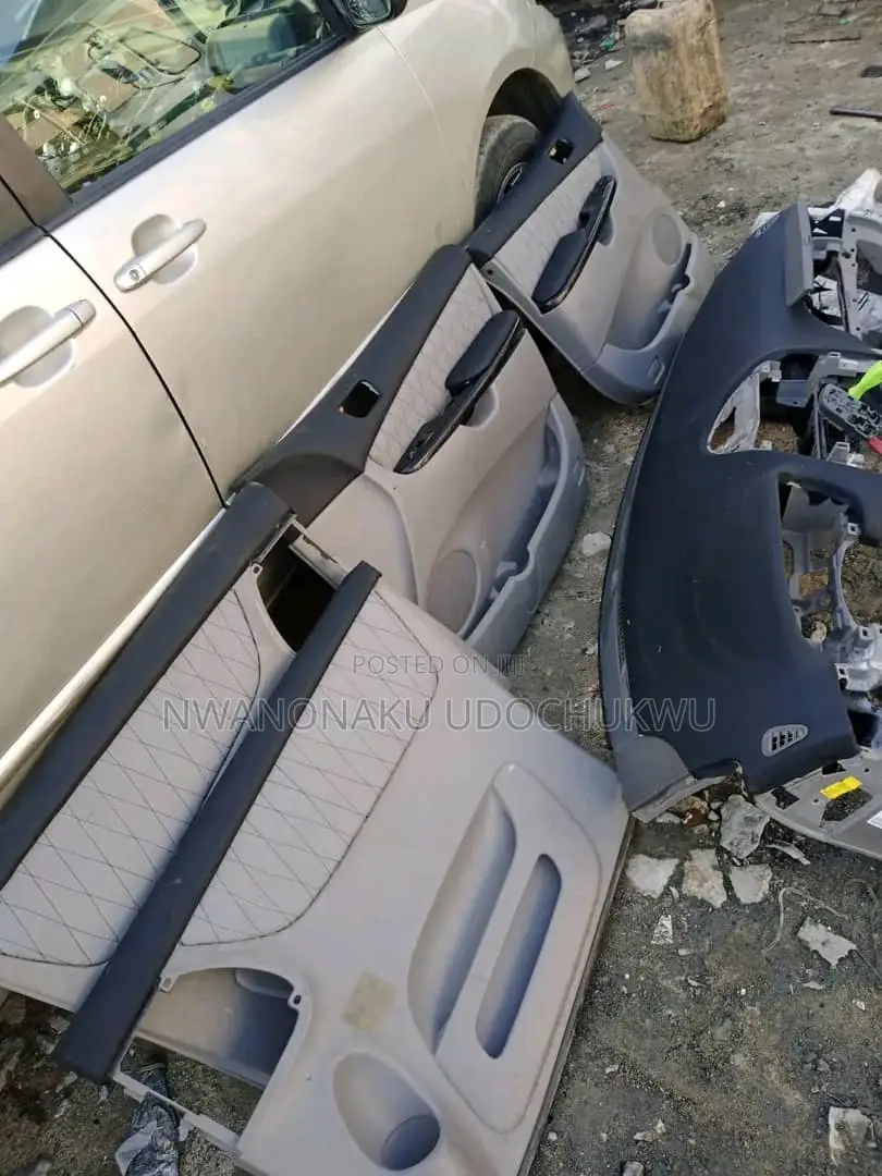 Toyota Sienna Interior Design Dashboard and Door Mat