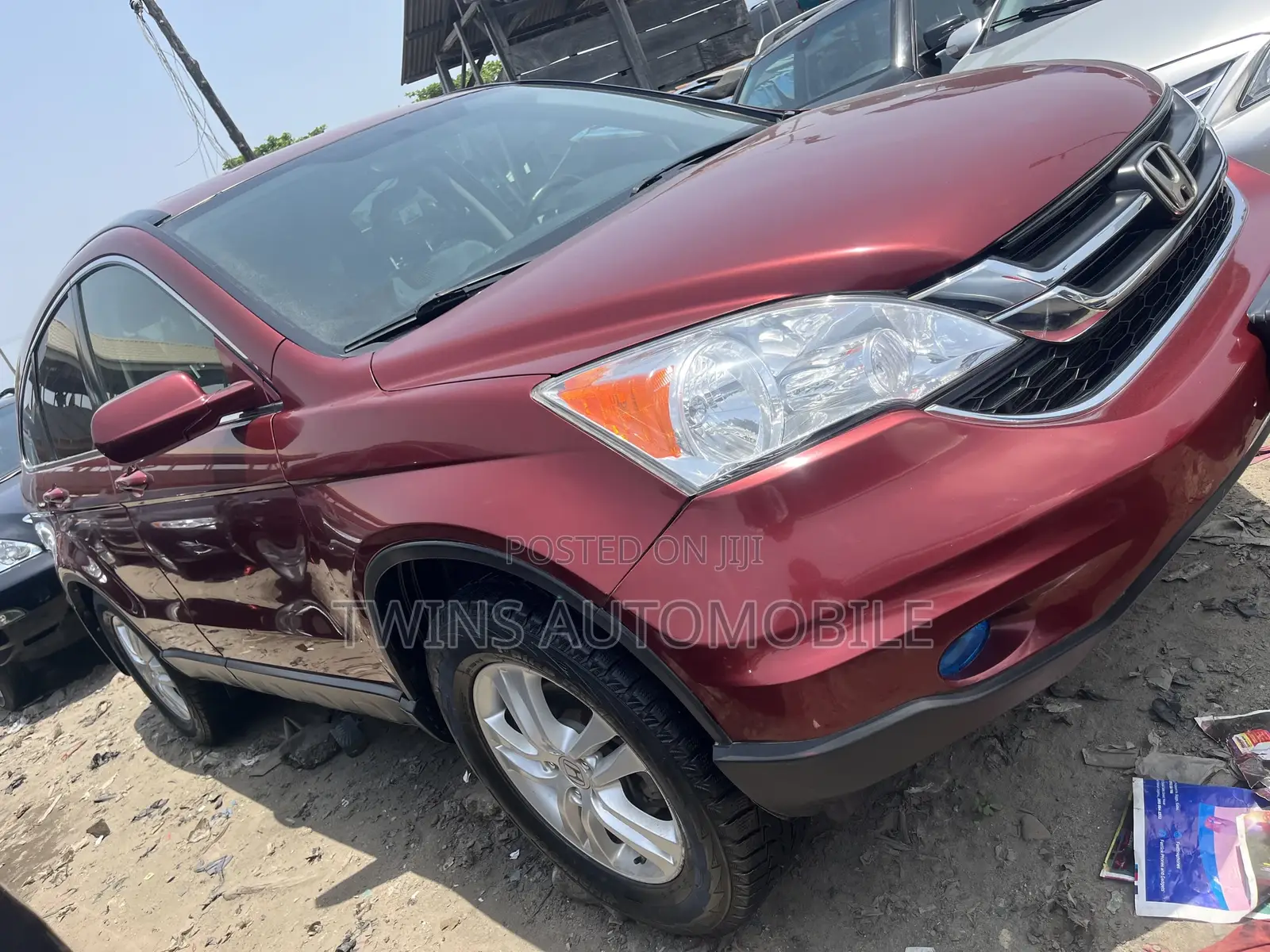Honda CR-V 2011 Red