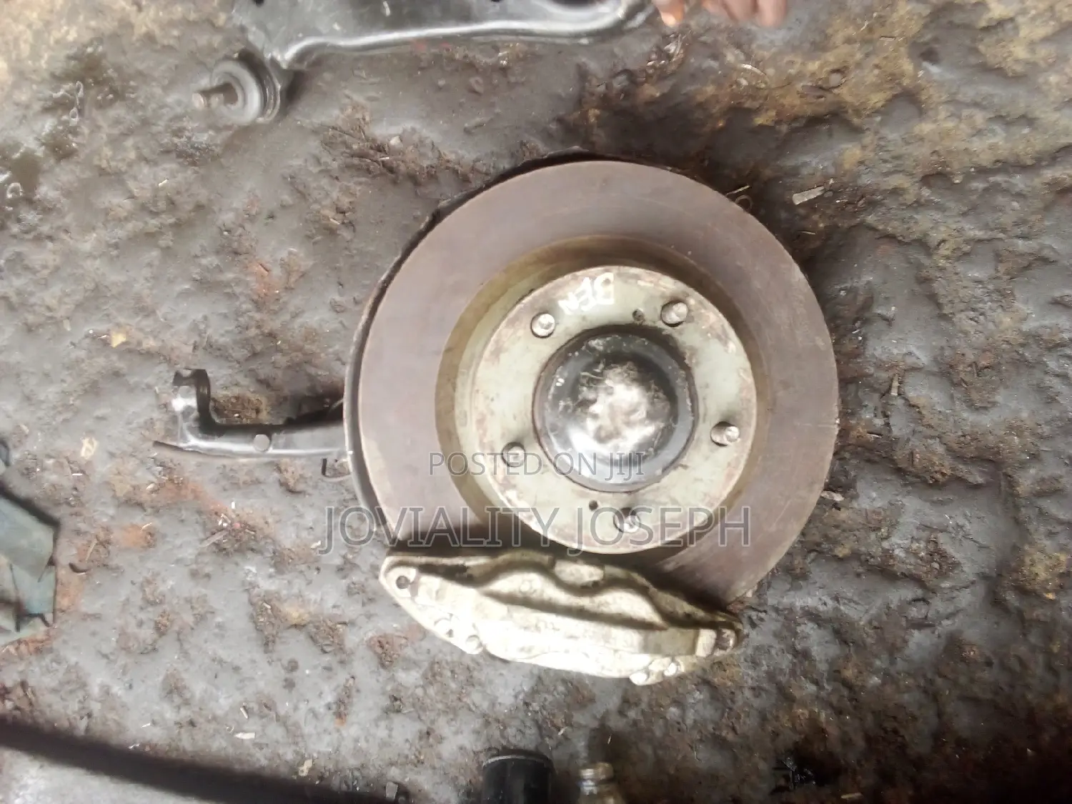 Front Hub Toyota Tundra