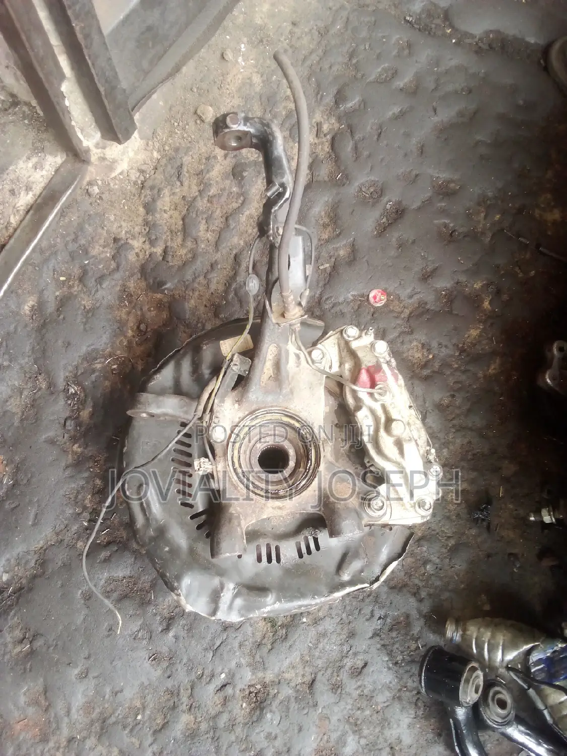 Front Hub Toyota Tundra