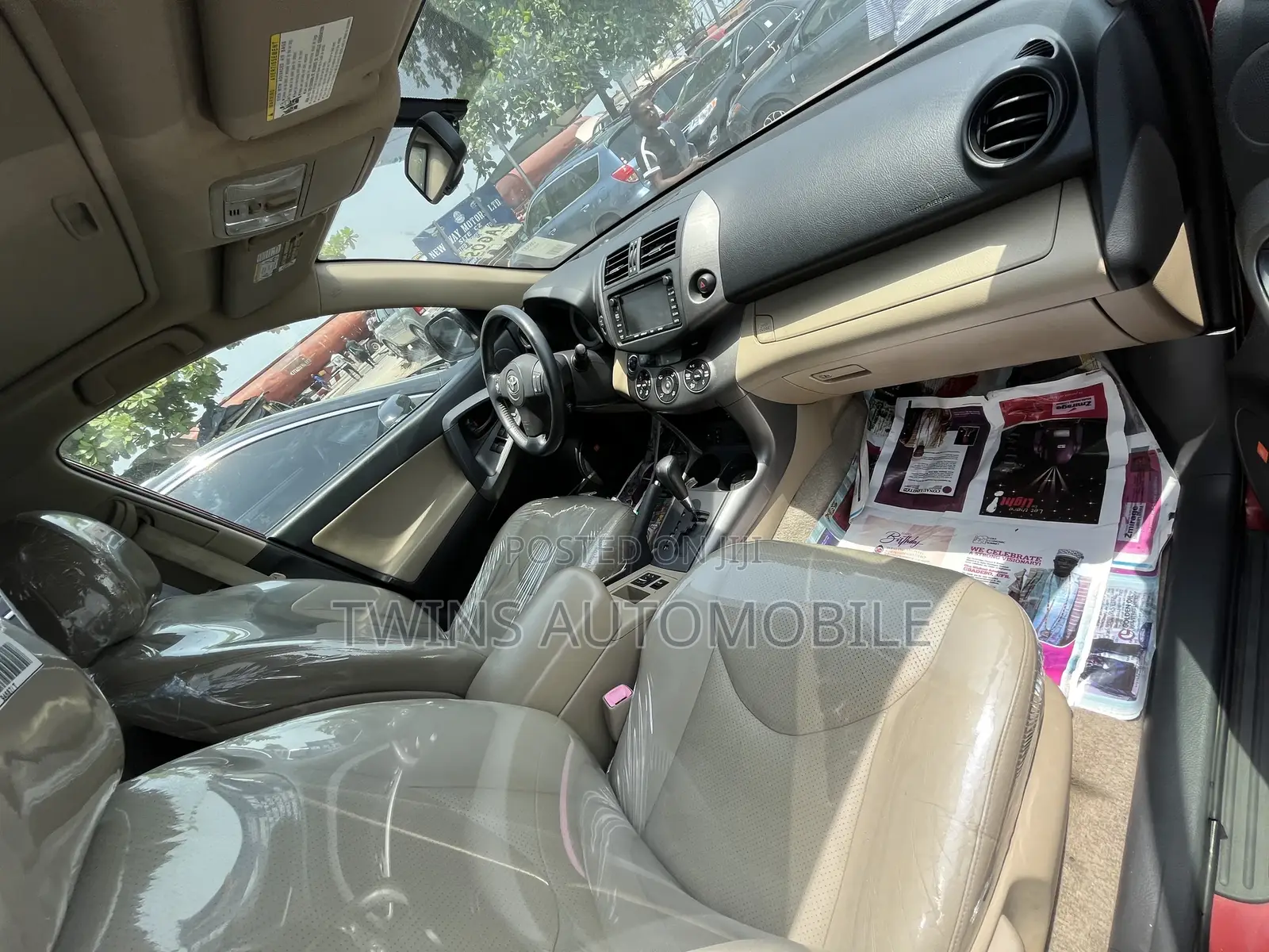 Toyota RAV4 2.5 Limited 2010 Red