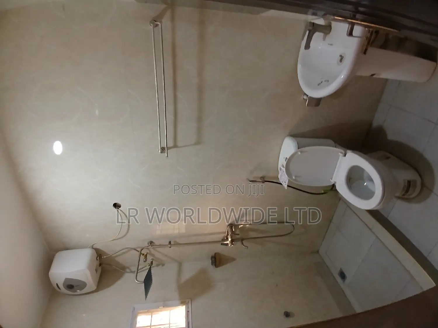 6bdrm Duplex in Riverpark, Lugbe District for sale
