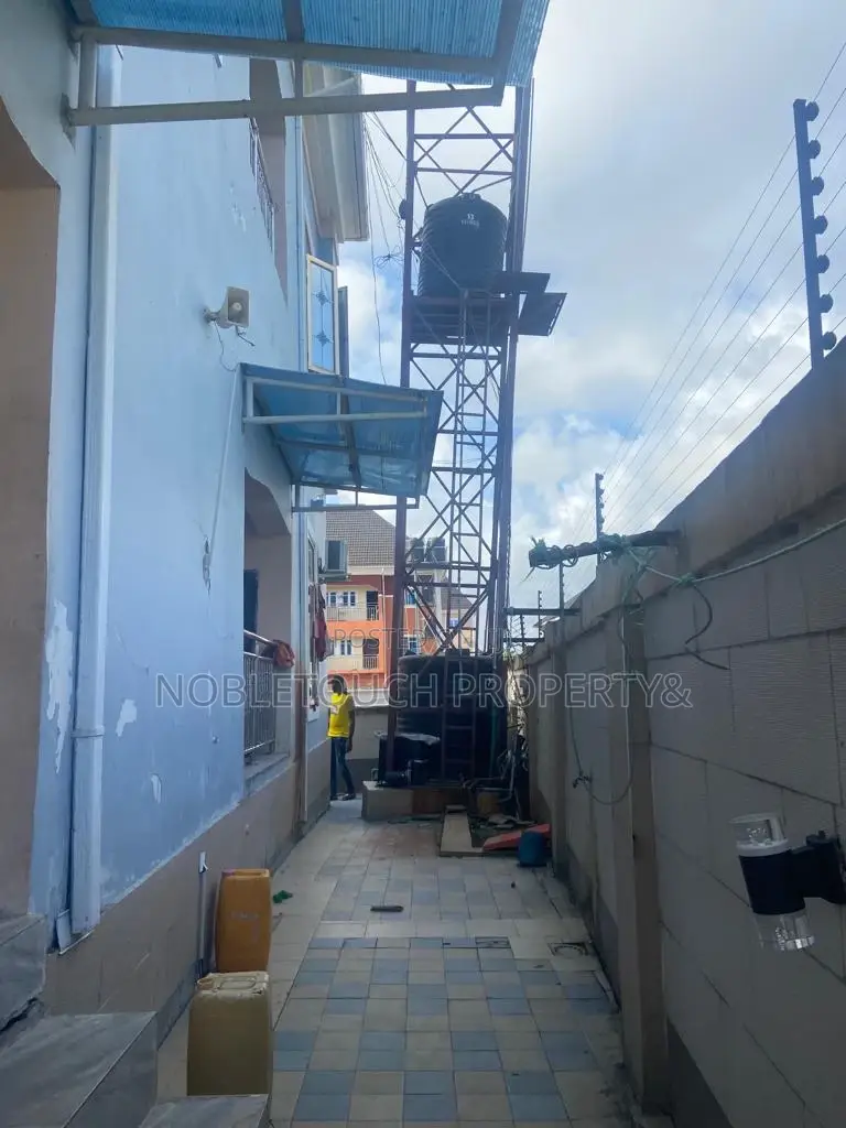 7bdrm Duplex in Satellite Town Ojo for sale