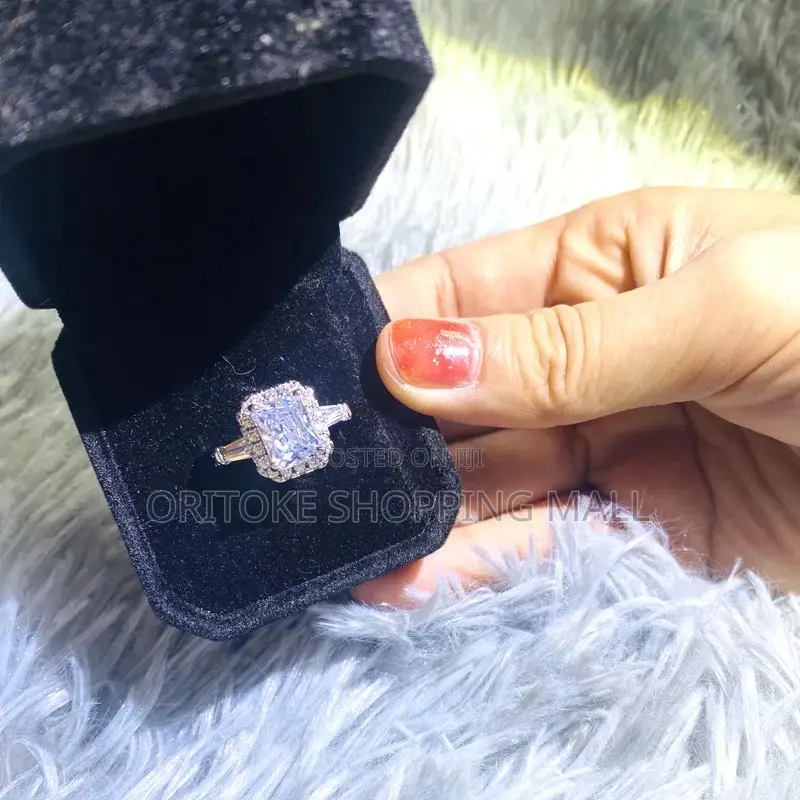 Luxury Clear CZ Heart Finger Ring for Women Wedding Engagem