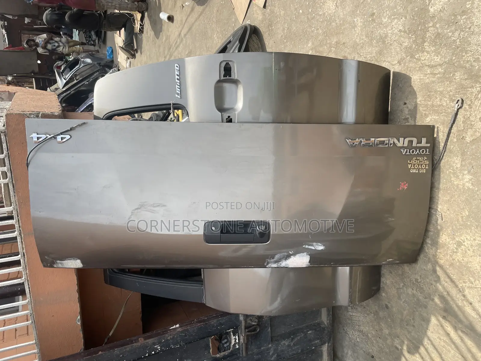 Complete Door Tundra 2016