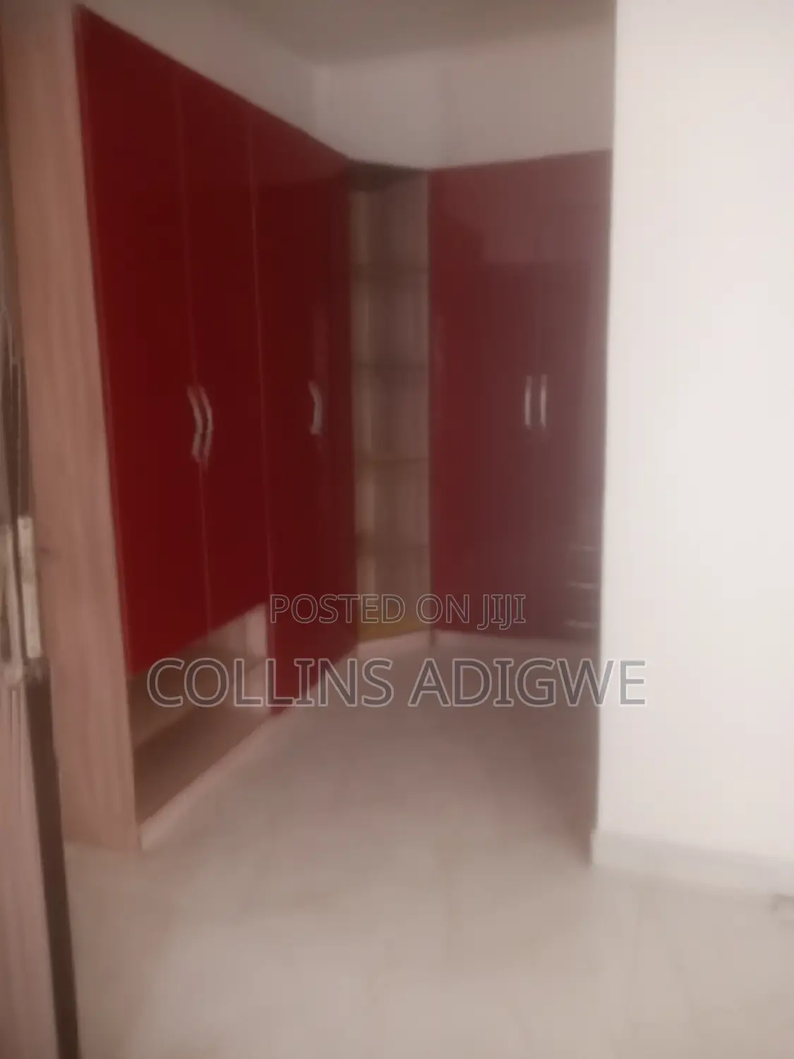 4bdrm Duplex in Service Estate, Chevron for sale