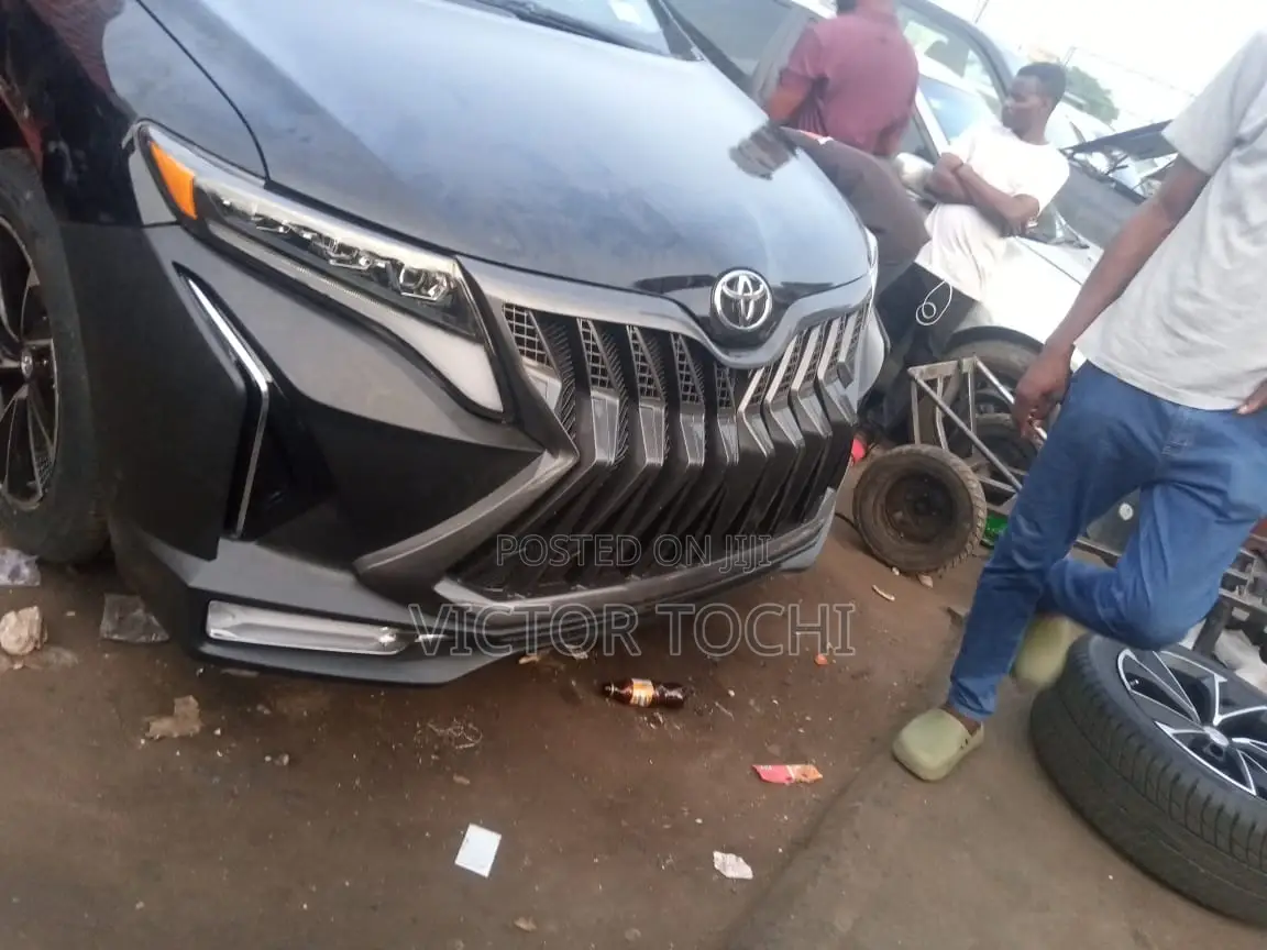 Toyota Venza 2006-014 Complete Body Upgrade to Latest Model