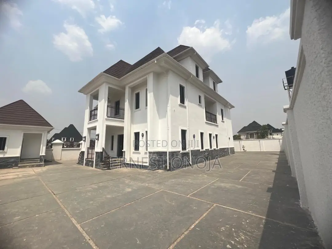 5bdrm Duplex in Efab Metropolis, Gwarinpa for sale