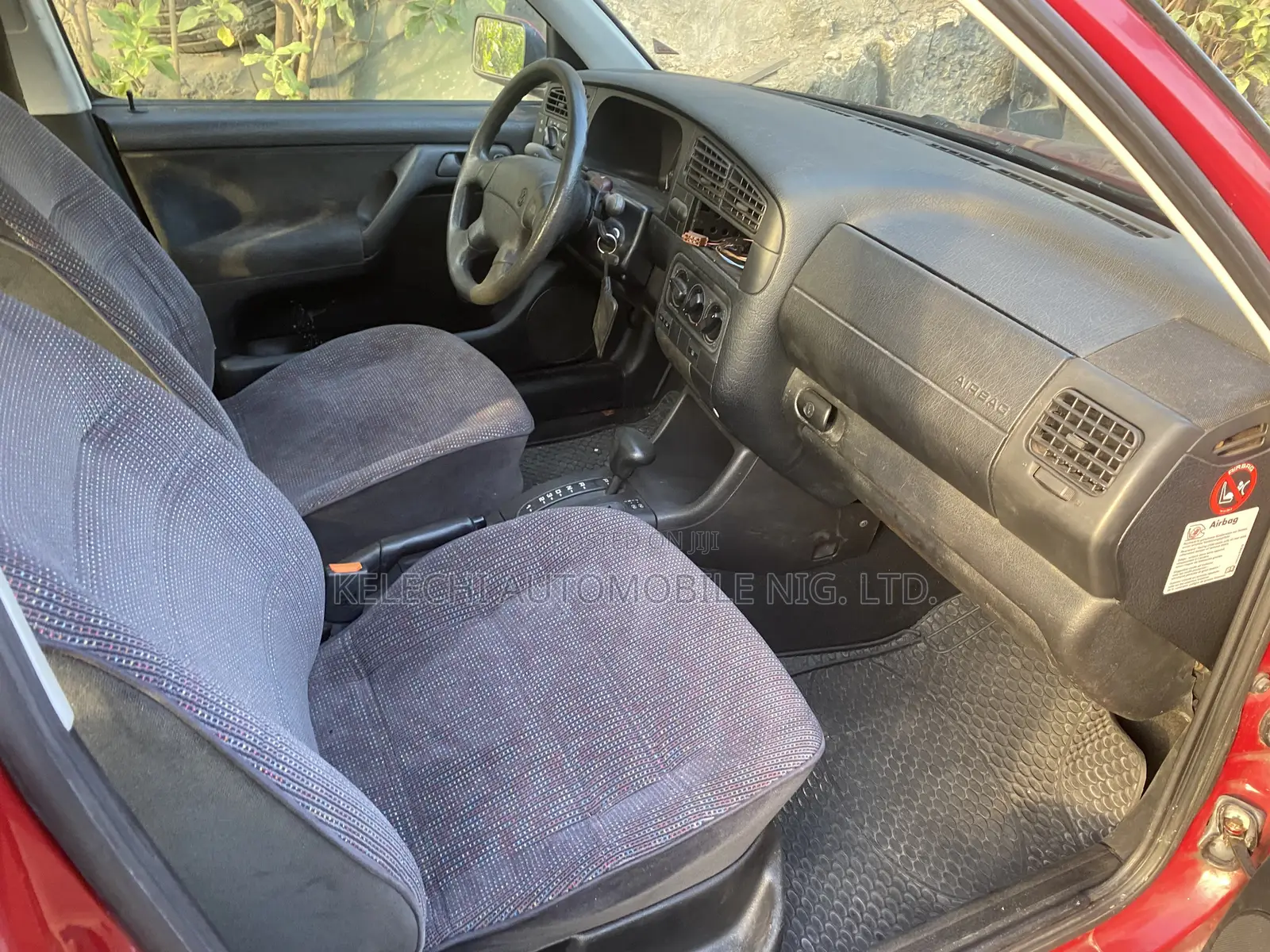 Volkswagen Golf 2003 Red