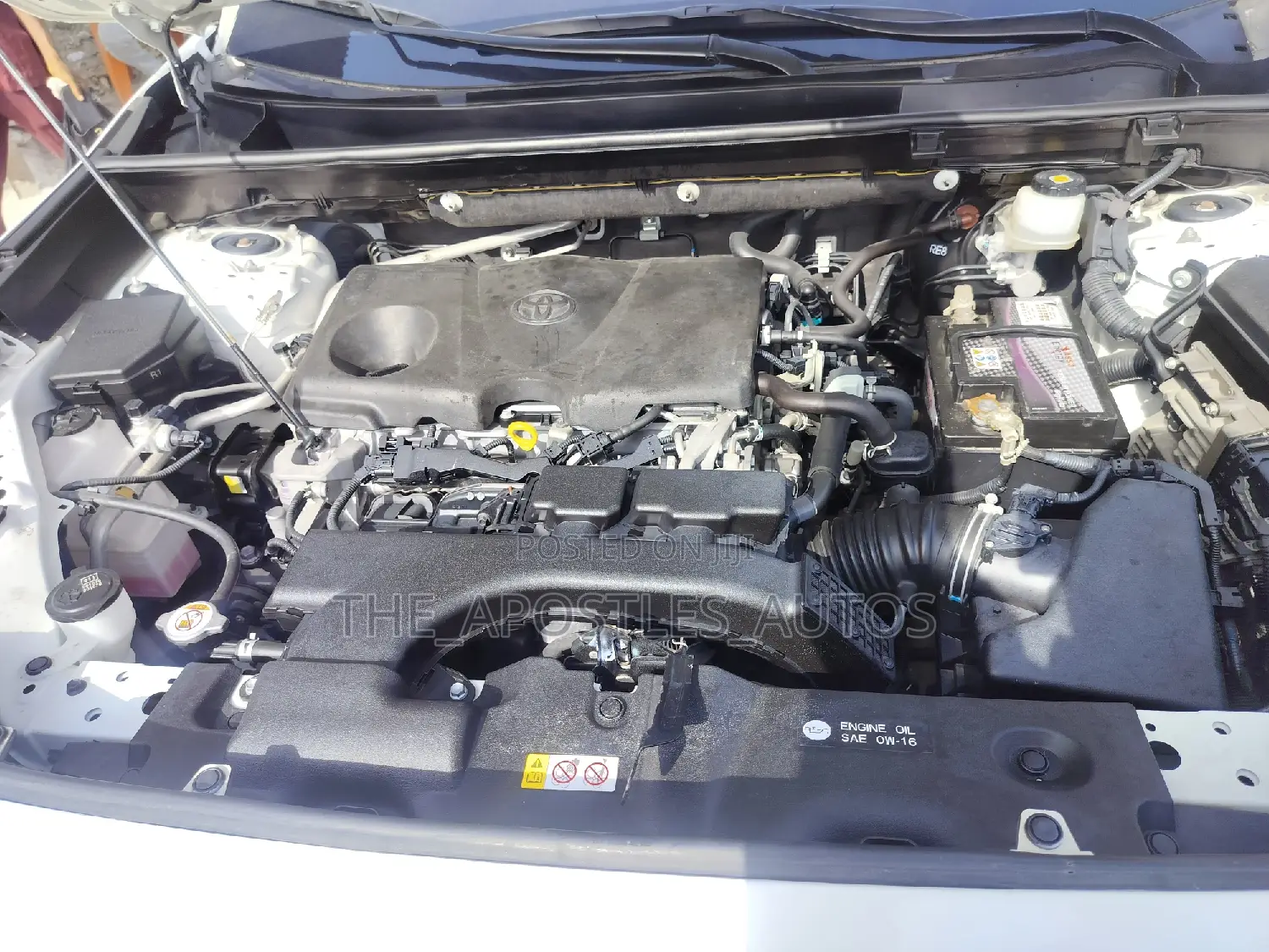 Toyota RAV4 Limited 2021 White