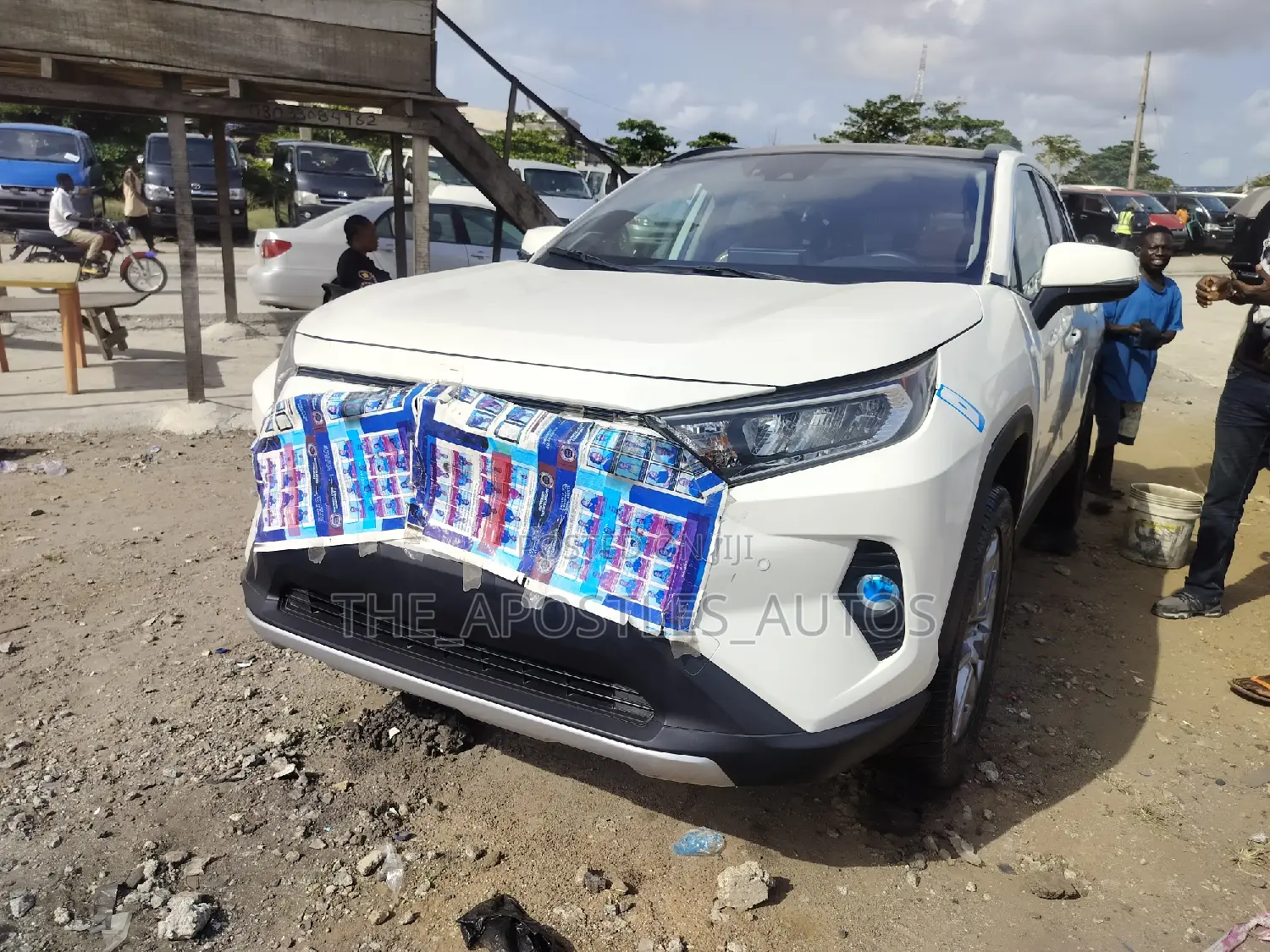 Toyota RAV4 Limited 2021 White
