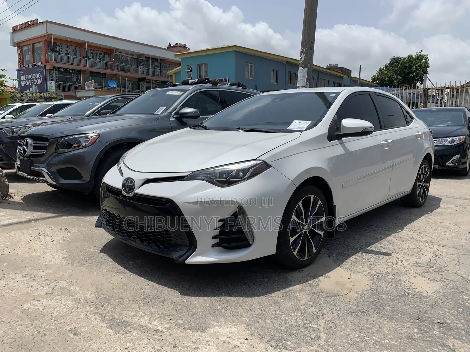 Toyota Corolla XSE (1.8L 4cyl 2A) 2018 White