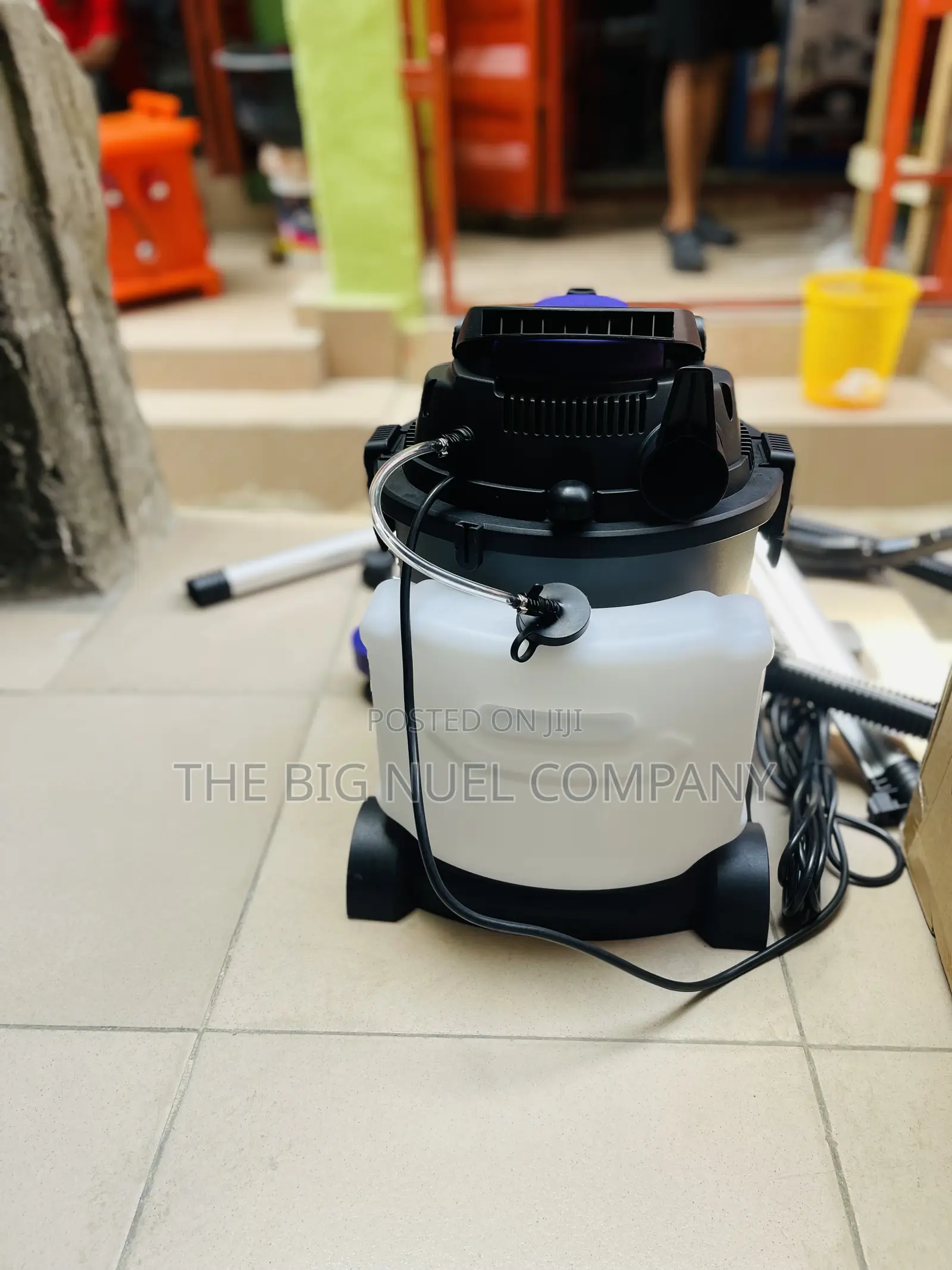 Extractor Upholstery Vacuum Cleaner With Blower 20L