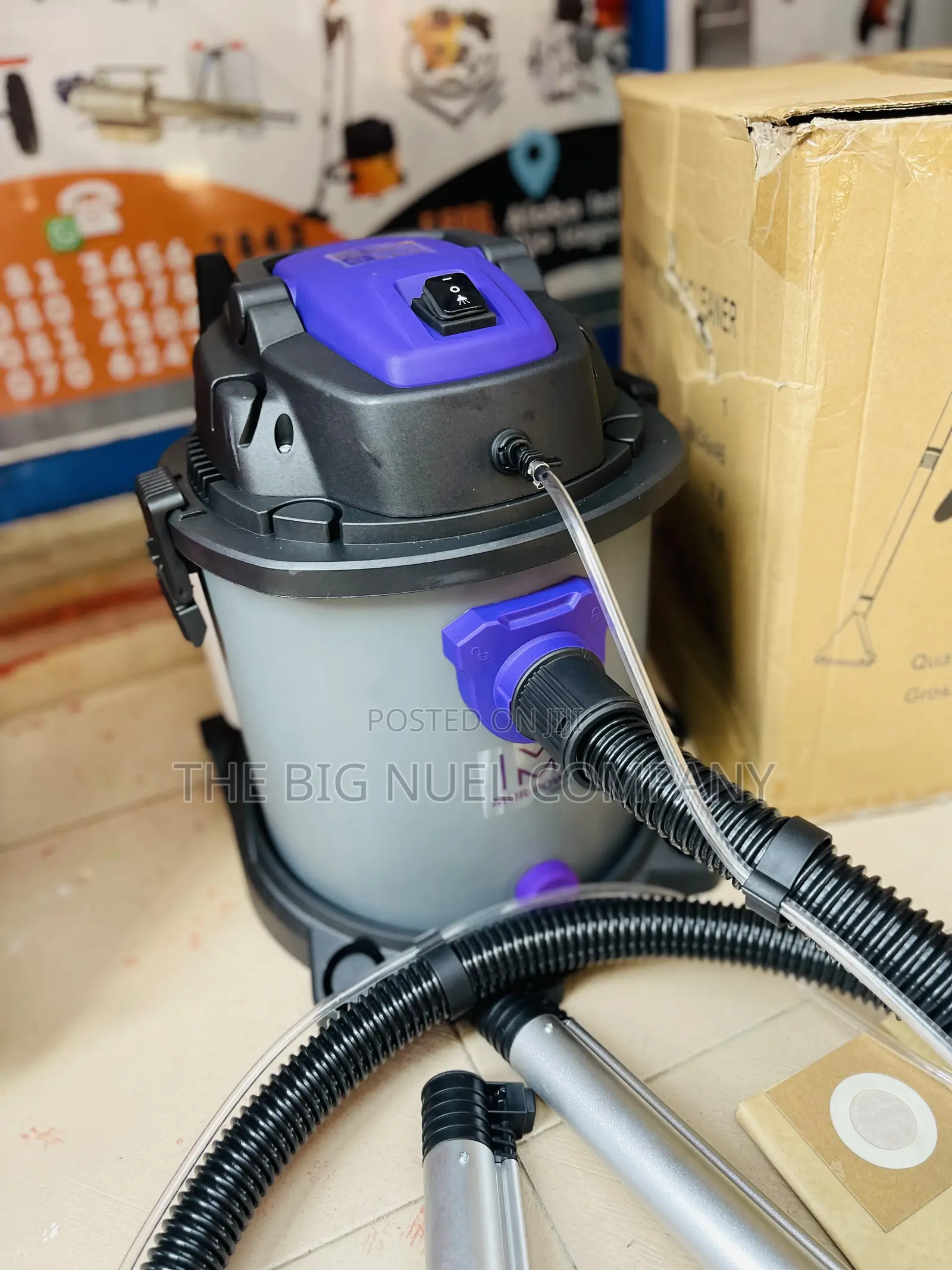 Extractor Upholstery Vacuum Cleaner With Blower 20L