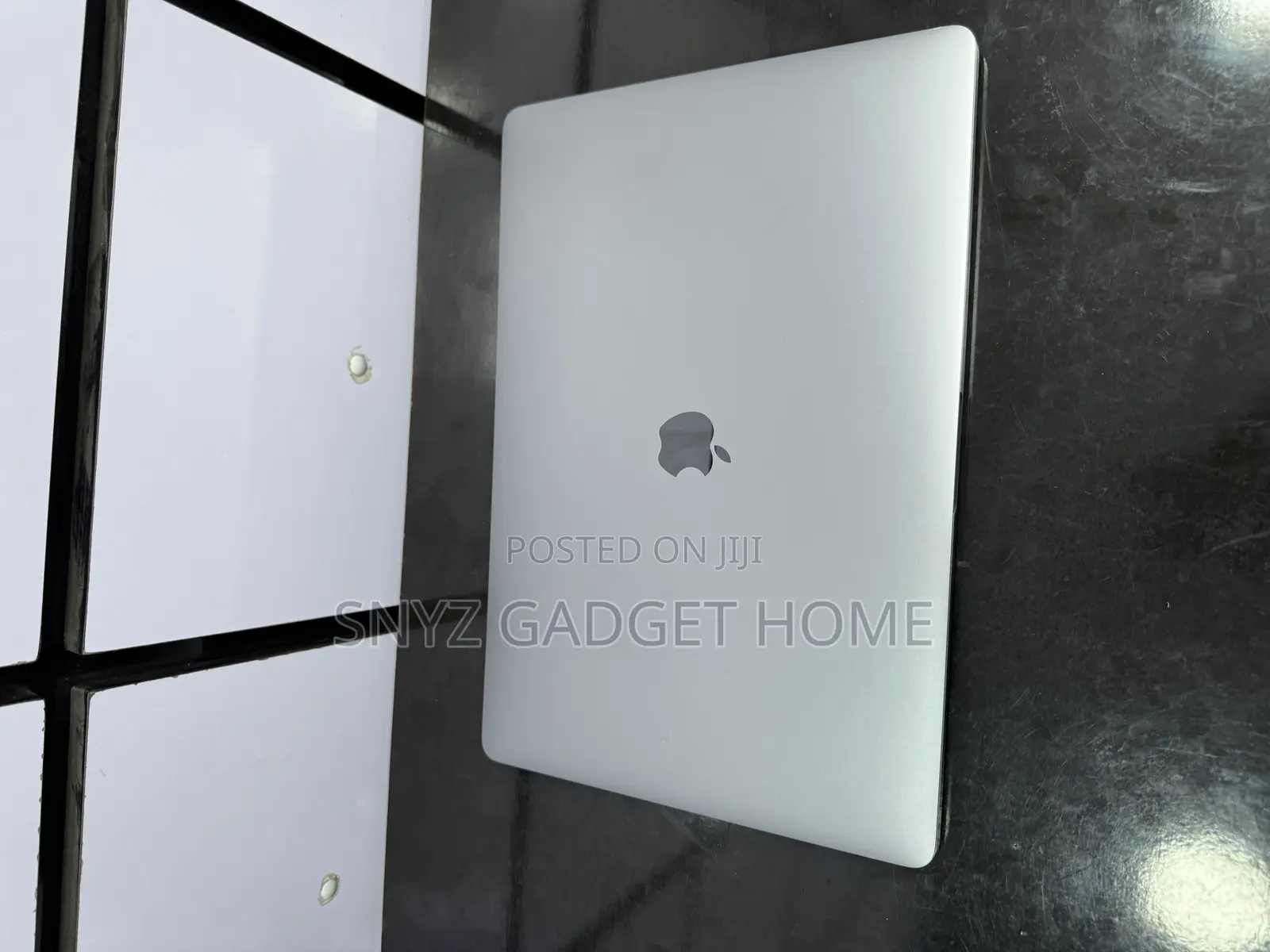 Laptop Apple MacBook Pro 2017 16GB Intel Core I7 SSD 512GB