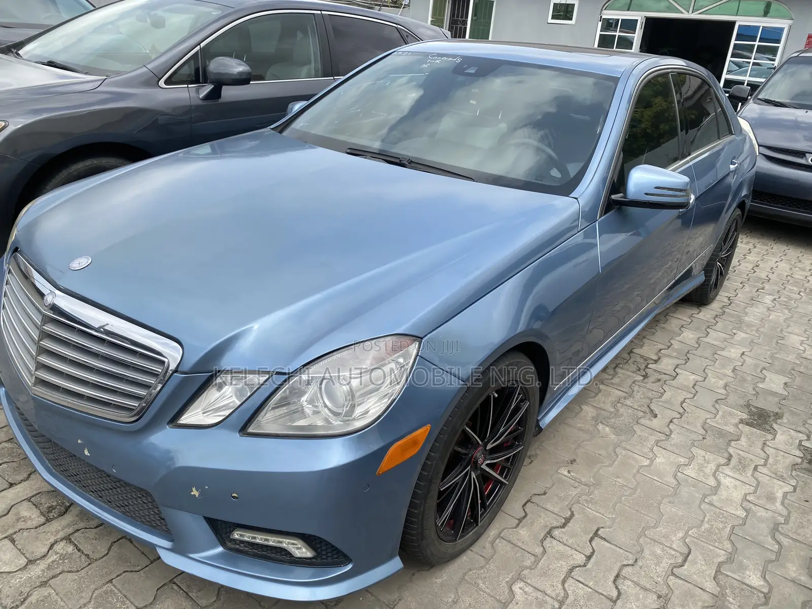 Mercedes-Benz E350 Base 4dr Sedan RWD (3.5L 6cyl 7A) 2010 Blue