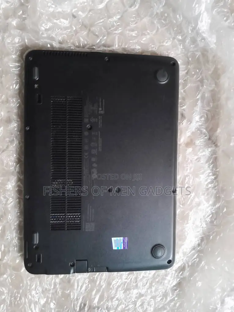Laptop HP EliteBook 820 G3 8GB Intel Core I5 HDD 500GB