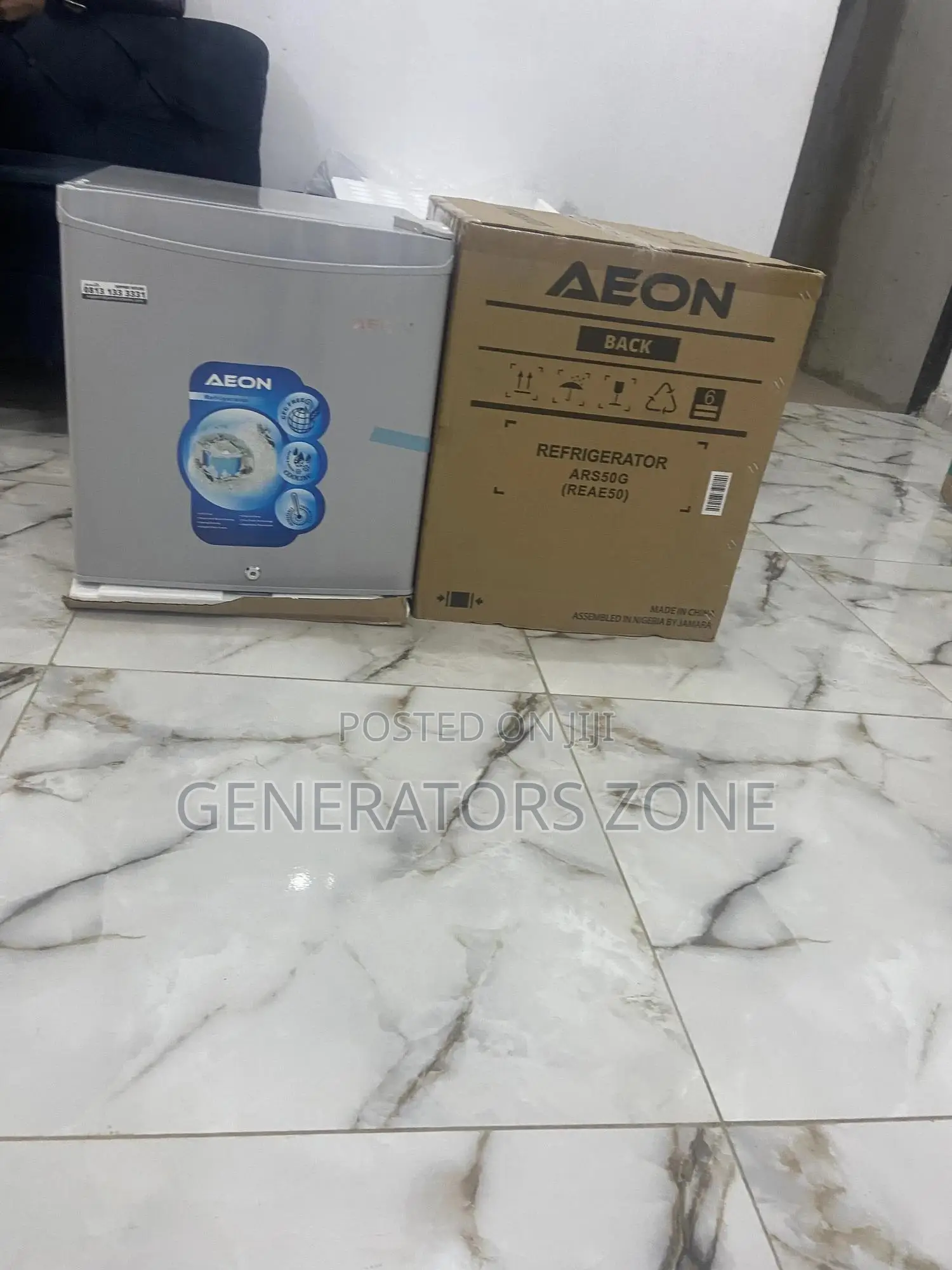 Aeon 45L [Ars50g] Bedside Refrigerator