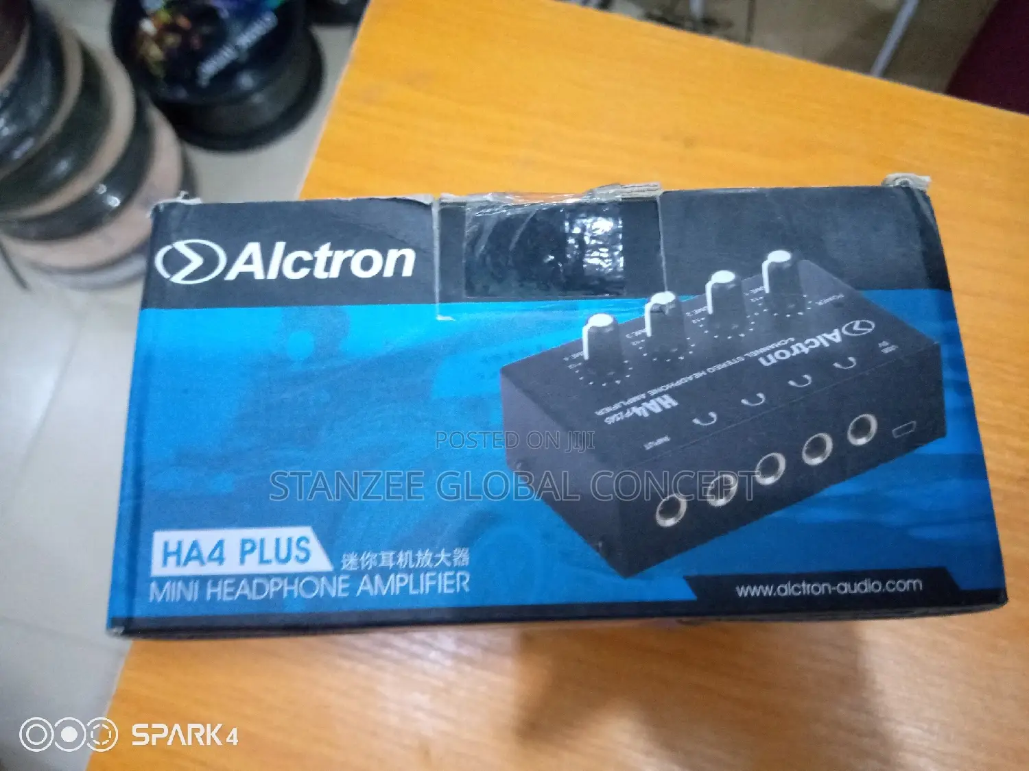 Alctron HA4 Plus Mini 4-Channel Stereo Headphone Amplifier