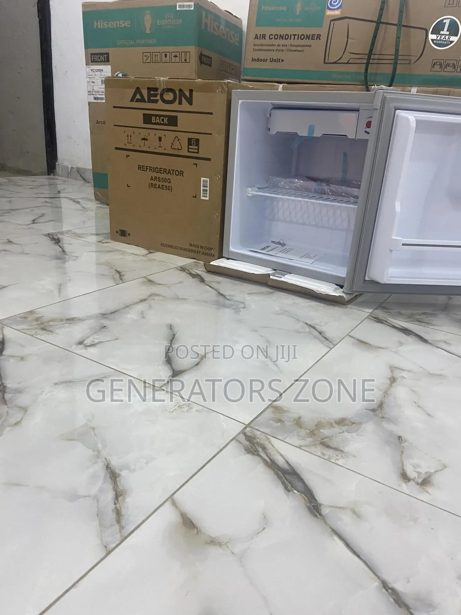 Envronment Friendly Aeon Bedside Refrigerator
