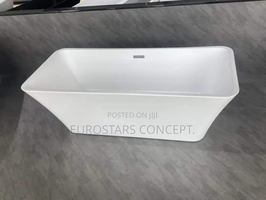 Square Luxury England Bath Tub